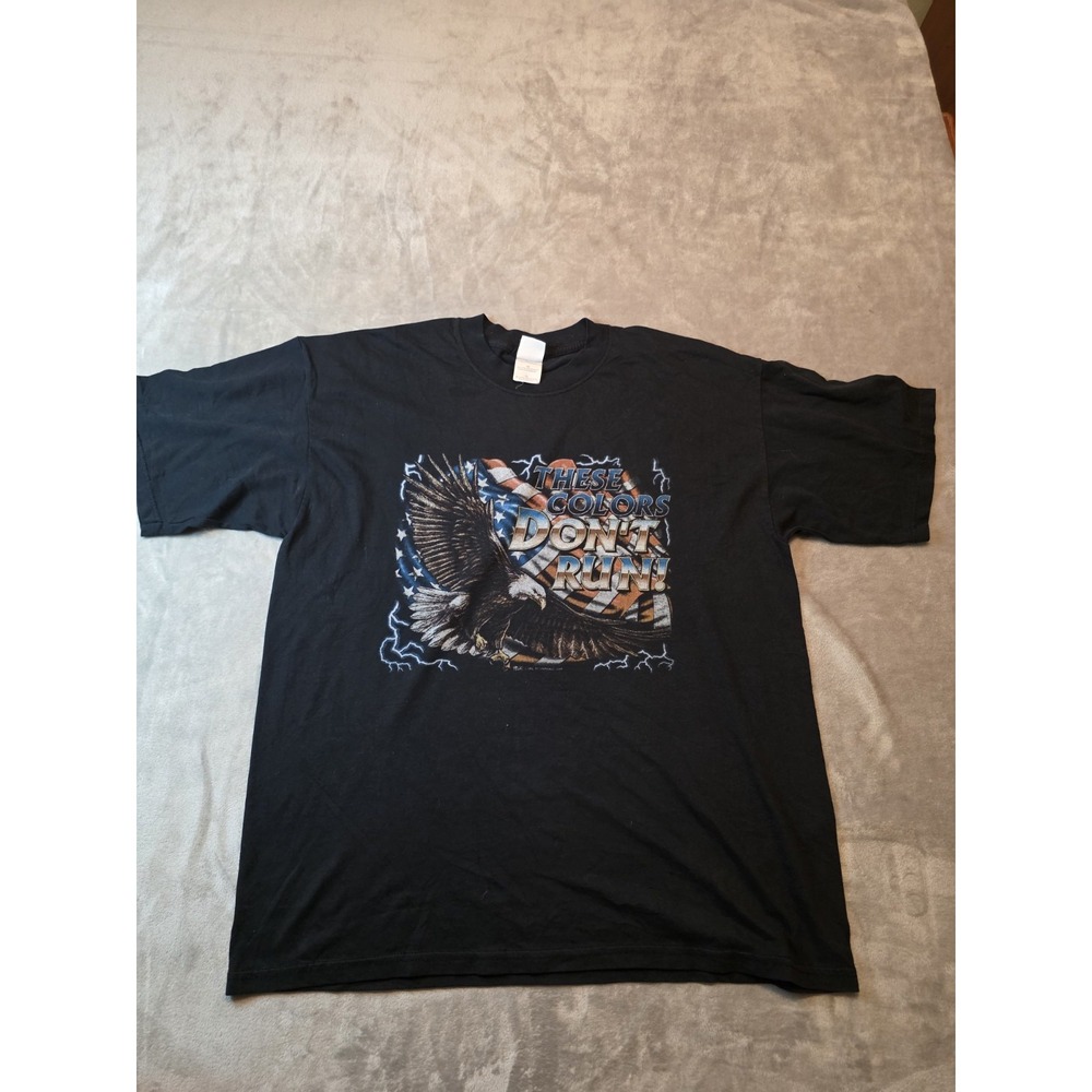 Gildan Graphic T-Shirt Men's XL Black Eagle Patriotic These Colors Don't Run USA